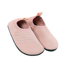 Spot wholesale boys' fly knit upper baby indoor slip-on shoes girls' comfortable fashion casual kids floor socks household shoes